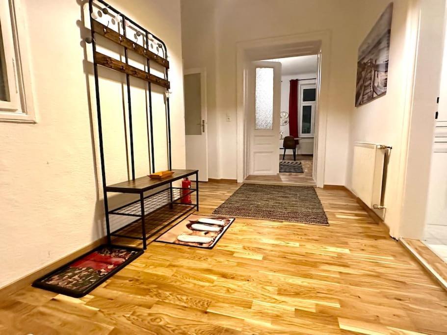 Klimatisierter Wiener Altbauflair Im Zentrum Wiens Екстер'єр фото